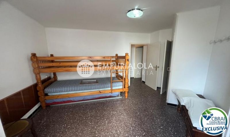 Foto 70a5d852-7c30-4872-99b3-4abe47da94f2. Apartament a avenida caritat serinyana a Cadaqués