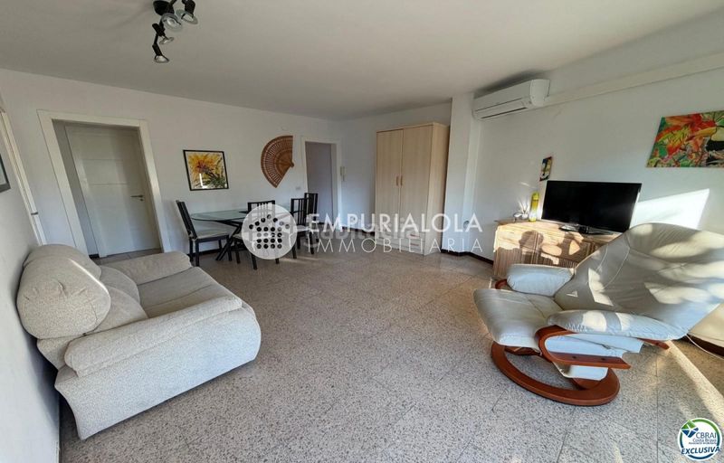 Foto b3a29b85-cf5e-4ba2-ab6a-7edf6cee37b3. Apartament a avenida bocana a Santa Margarida Roses