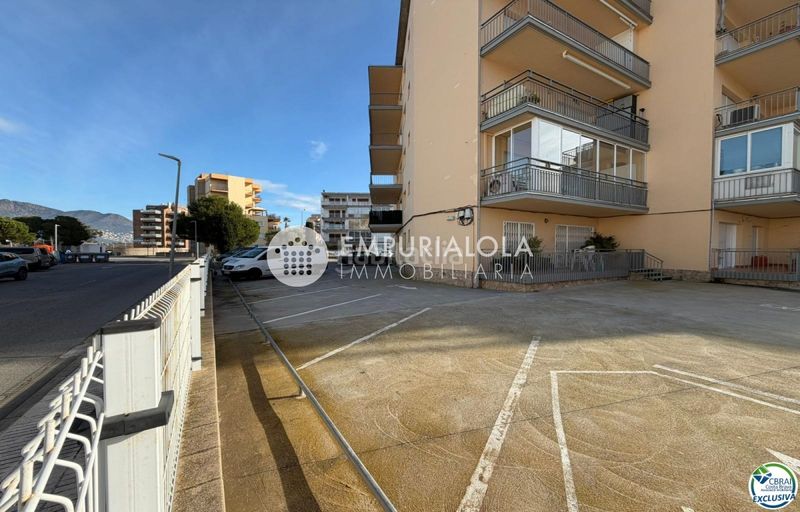 Foto cbcdf09f-7e00-4c0c-adef-549a15cd72f2. Apartament a avenida bocana a Santa Margarida Roses