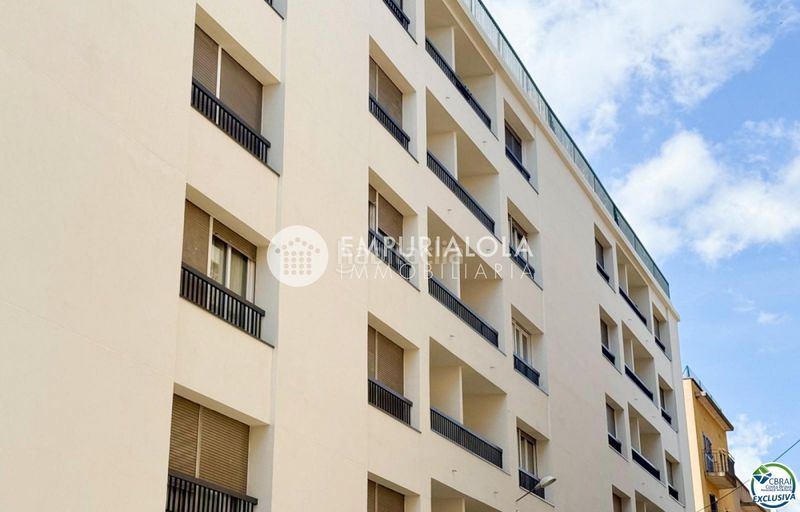 Foto 3e9ecd3f-15a6-49fc-a463-35544dc9eae0. Apartament a carrer esperanza a Centre Figueres