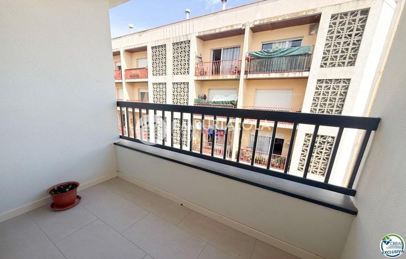 Foto bf875c29-4b20-4738-be38-d6ae762fd071. Apartament a carrer esperanza a Centre Figueres