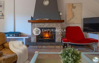 Xalet a Calle port currican. Producto exclusivo en venta encantadora casa de pescador con 4 d