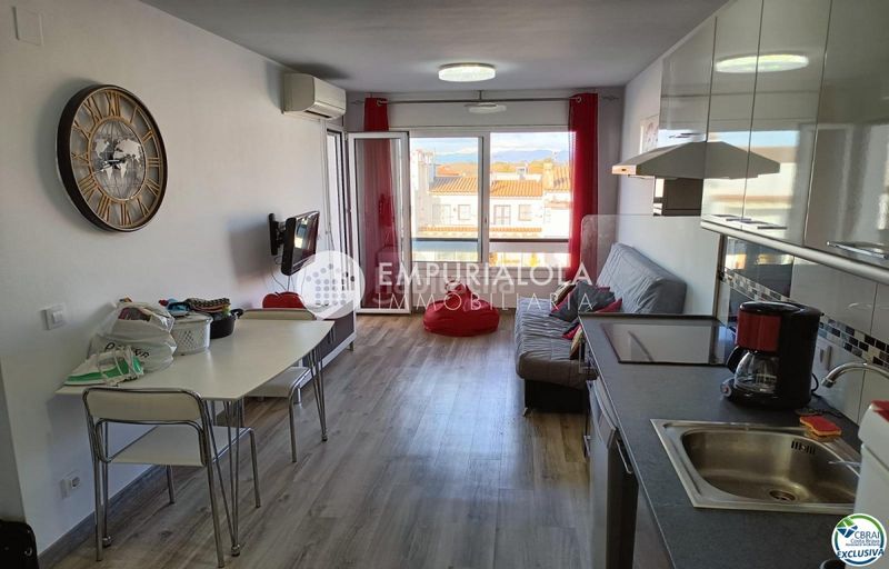 Foto 7cfe1429-1e87-4d92-91c5-70765a84087e. Apartament a pasaje Alberes a Alberes Empuriabrava