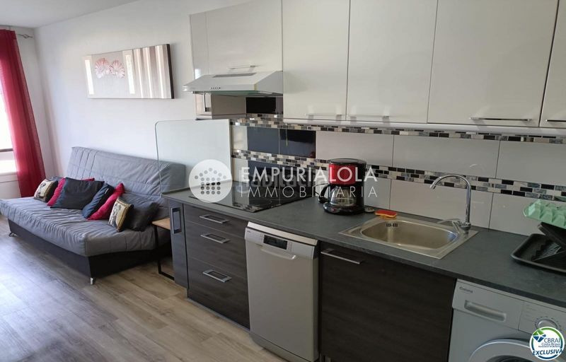 Foto 7f4fd9aa-5646-4ef1-bf3c-1e58a23d1135. Apartament a pasaje Alberes a Alberes Empuriabrava