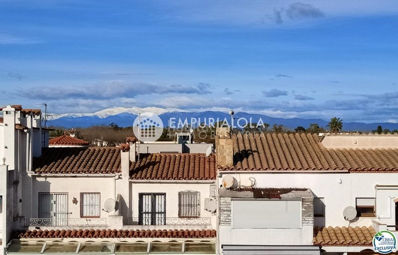 Foto f2eeda97-60f0-4bd9-acb2-d8e35725b9bd. Apartament a pasaje Alberes a Alberes Empuriabrava