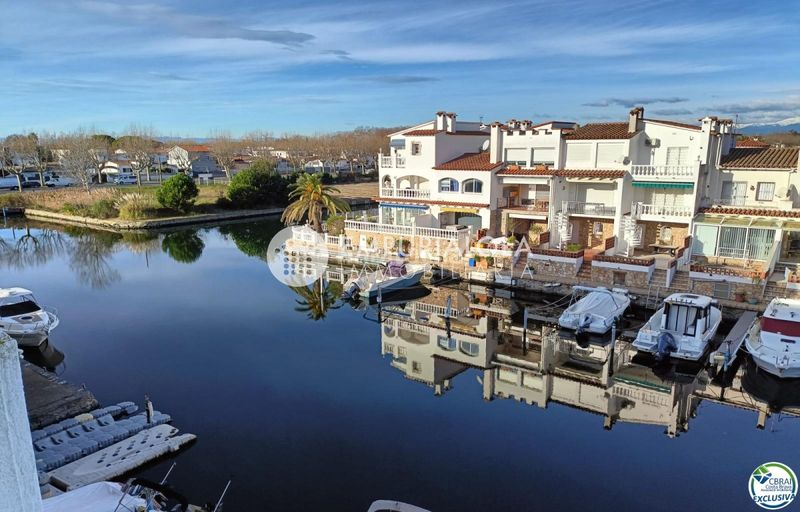 Foto f3865b0b-89a1-4e0c-a579-2d0e1be050e2. Apartament a pasaje Alberes a Alberes Empuriabrava