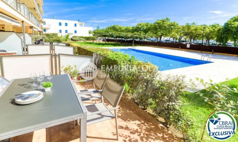 Foto 05f1709d-4a7f-429c-ae8a-e61f6e1bb803. Apartament a paseo maritim a Salatar Roses