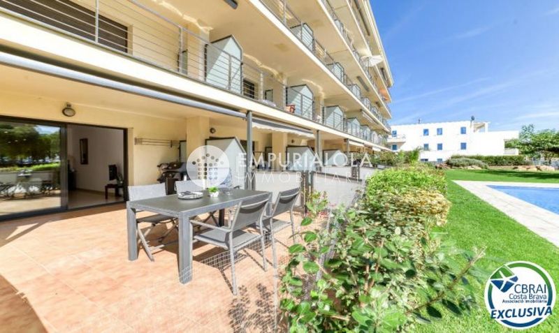 Foto f4da2685-5b05-41f4-a71b-b9feba62c60c. Apartament a paseo maritim a Salatar Roses