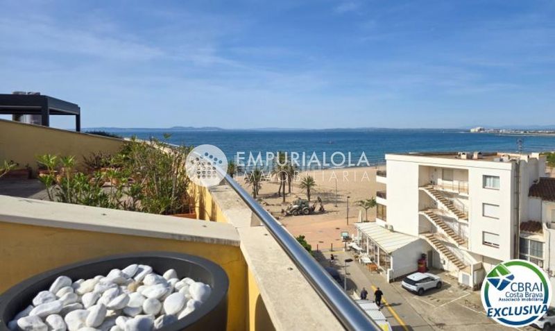 Foto 186c91ee-f3a8-4f2e-8d1a-1d2b5dde133d. Apartament a paseo maritimo a Salatar Roses