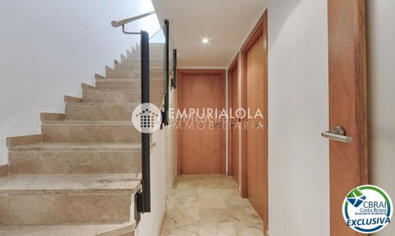 Foto 6e1efbbb-3e91-4a4f-b297-57e1e55a371a. Apartament a paseo maritimo a Salatar Roses