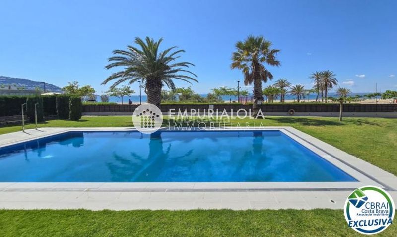 Foto fae6d24b-df34-4c20-b481-c92495690d2b. Apartament a paseo maritimo a Salatar Roses