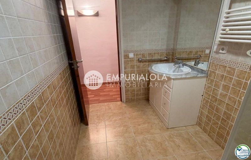Foto 6c895371-9481-4fdf-ac60-5de8558d0757. Apartament a calle monaco a Els Grecs-Mas Oliva Roses
