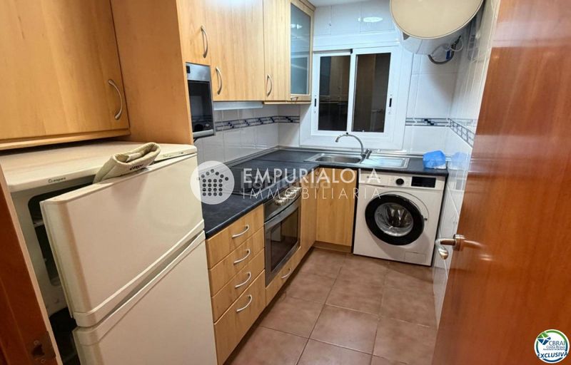 Foto f895c963-8710-4972-841e-5d69e6c7528c. Apartament a calle monaco a Els Grecs-Mas Oliva Roses