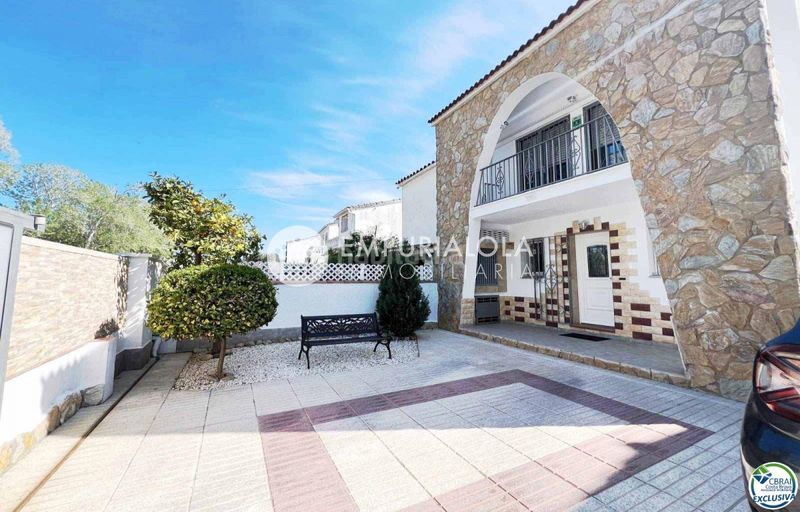 Foto e1410c87-b39a-4c16-ad1e-a376a443a440. Xalet a sector tordera a Tordera - Fluvià - Llobregat Empuriabrava