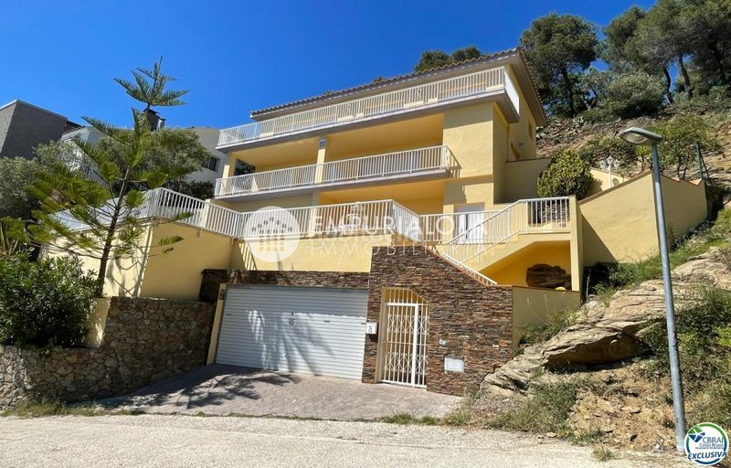 Foto 9aedaff6-098b-4529-951e-61c1e57413d3. Xalet a calle miro a Els Grecs-Mas Oliva Roses