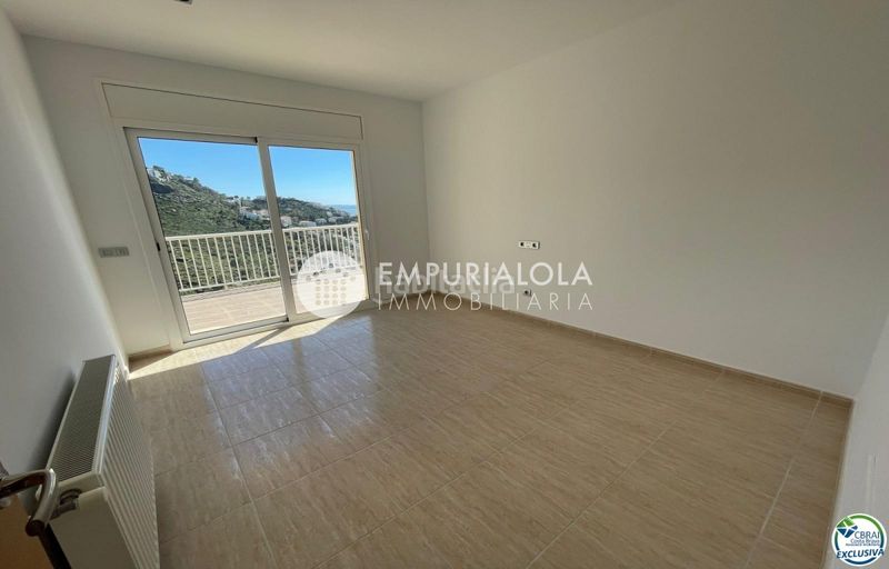 Foto ac1c5628-301e-42dd-9865-62a16e26648d. Xalet a calle miro a Els Grecs-Mas Oliva Roses
