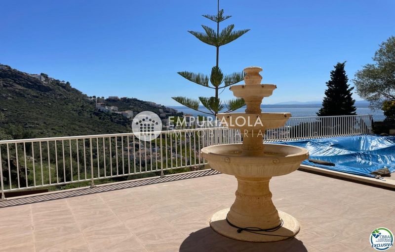 Foto e188ef75-1049-4eeb-8885-fb8496824dab. Xalet a calle miro a Els Grecs-Mas Oliva Roses