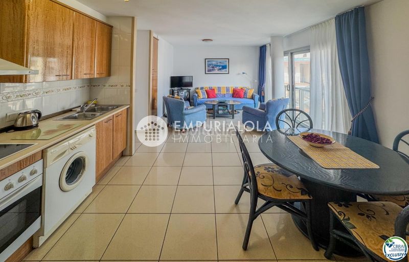 Foto 064981c3-cacb-4642-8967-7470a0eac239. Apartament a carrer punta llevant a Santa Margarida Roses