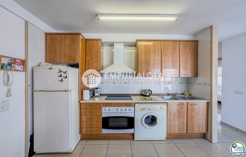 Foto 9d85d86e-a3af-4375-9c07-4240d1e88377. Apartament a carrer punta llevant a Santa Margarida Roses