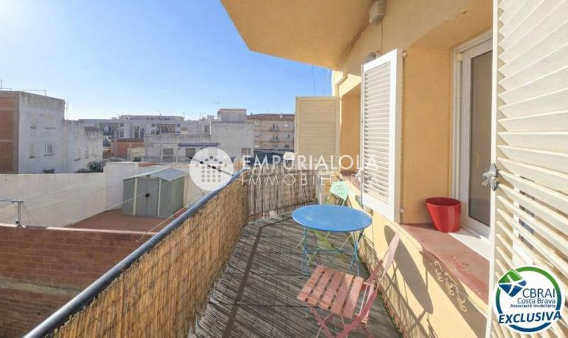 Foto 0c9ab2a5-2613-4578-a5c8-102ba22724b2. Apartament a calle gravina a Centre Roses