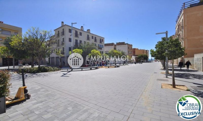 Foto 18e1a944-de4a-457d-a5e7-cadca77314c5. Apartament a calle gravina a Centre Roses