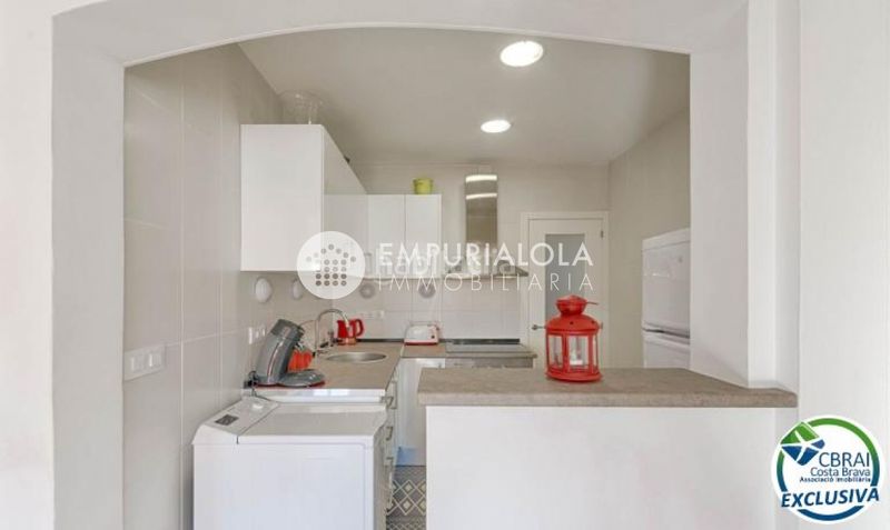 Foto 7b2a137b-bd49-40bd-8fd4-378f89d1bd98. Apartament a calle gravina a Centre Roses