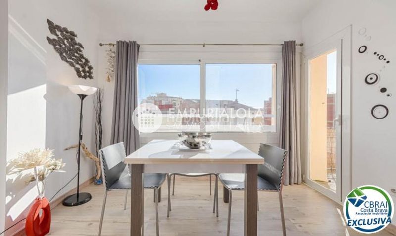 Foto a2403413-7104-434f-96a7-a3d82bf31c52. Apartament a calle gravina a Centre Roses