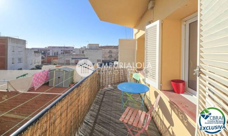 Foto a827852e-3c56-4092-91e4-ae8cbb9f566b. Apartament a calle gravina a Centre Roses