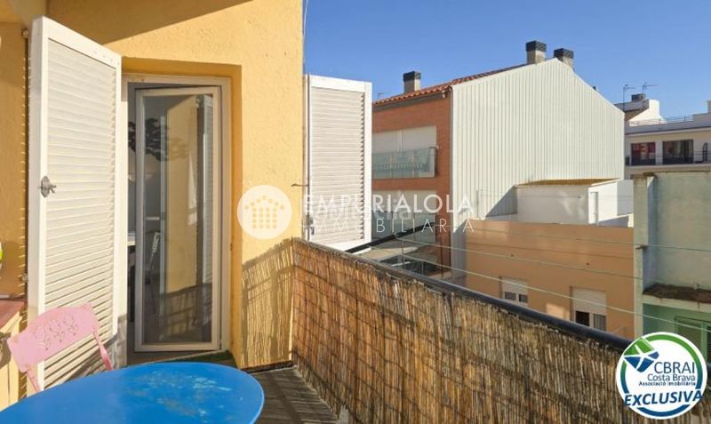 Foto ba50446b-0418-48ec-b3b8-528484a10e47. Apartament a calle gravina a Centre Roses