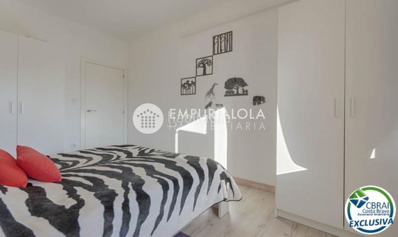 Foto d1d65319-82b3-422a-83e8-5d716bc14aee. Apartament a calle gravina a Centre Roses