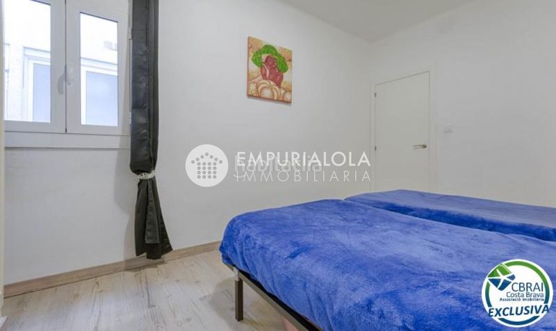 Foto dc5025cc-f99f-49b5-89dd-6edc62c72743. Apartament a calle gravina a Centre Roses