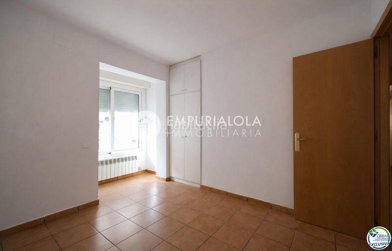 Foto 9c46bb56-c35d-431d-9ad6-0bdeb82f3baf. Apartament a calle mairo a Centre Roses