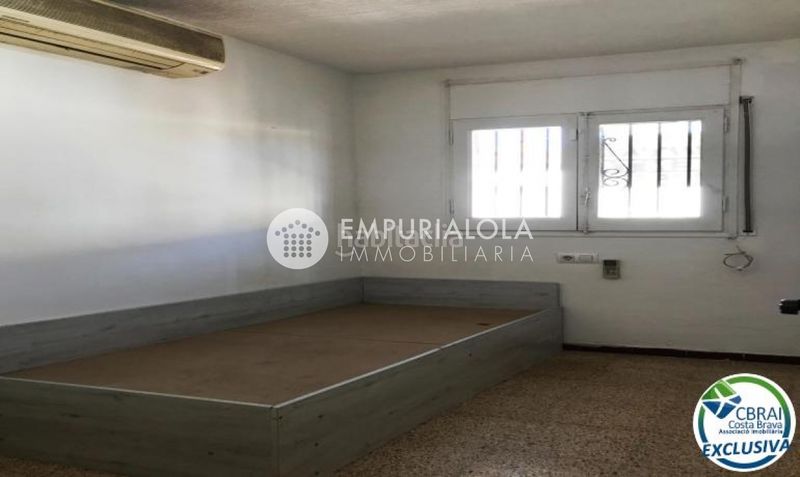 Foto 4d7dd8b7-9798-4232-abfa-feb06f3621ce. Xalet a calle puigmal d a Puigmal - Mas Nou Empuriabrava