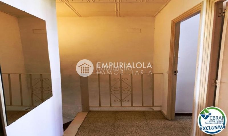 Foto fa3d9644-59d8-484e-a58d-f2f751921488. Xalet a calle puigmal d a Puigmal - Mas Nou Empuriabrava