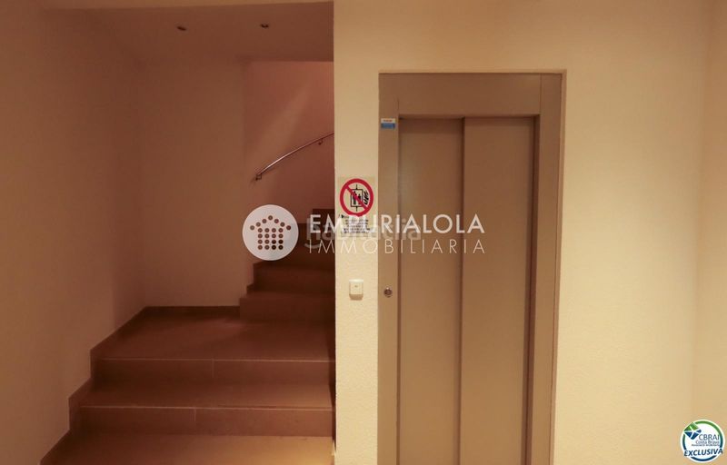 Foto aa8d8f28-ff8e-4cc8-bd48-f71661e5b1e0. Apartament a avenida pau casals a La Vila Llançà