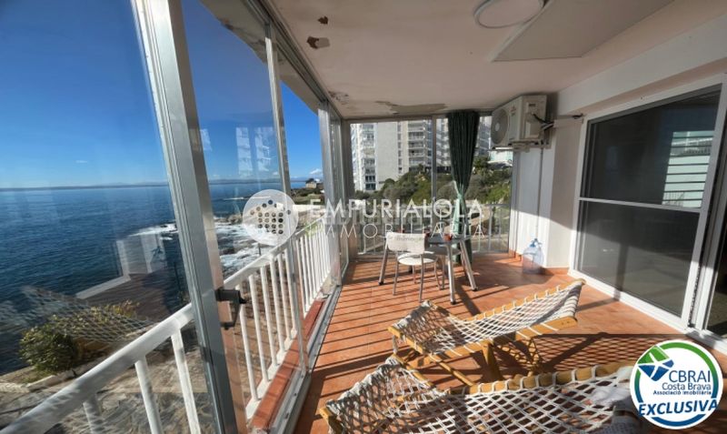 Foto ddd15c7e-1f44-4a45-a98c-f01018374273. Apartament a carretera canyelles a Puig Rom-Canyelles-Almadrava Roses