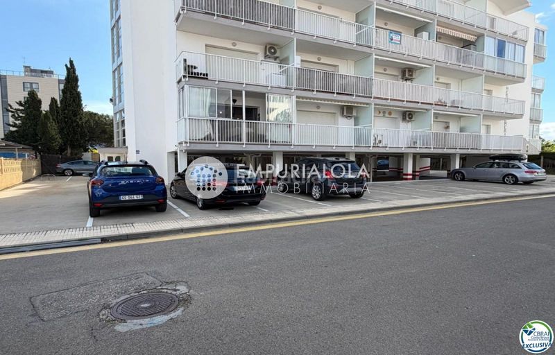 Foto 55ace23f-6ac3-487c-a09a-7d05d51f2ef7. Aparcament cotxe a carrer punta prima a Santa Margarida Roses
