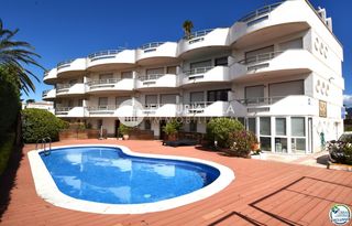 Xalet a Calle salins 4ª línea. Empuriabrava exclusivo complejo de seis casas con amarre en prim