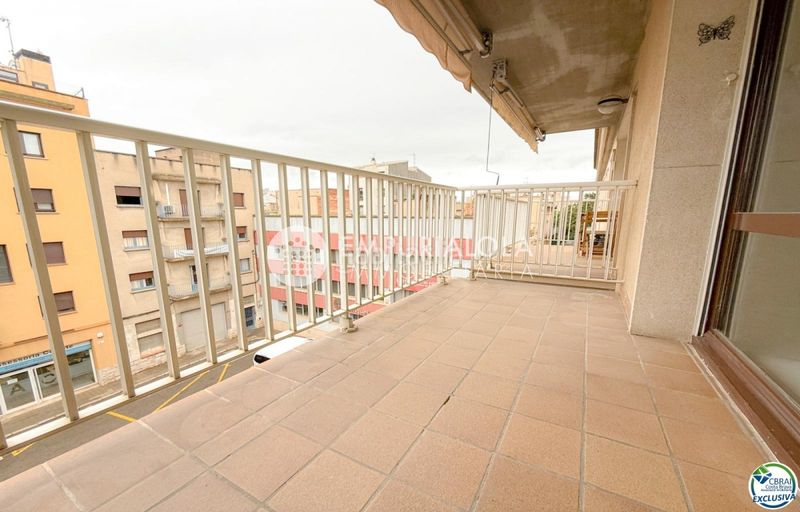 Foto 6443c678-bc72-4fd6-a875-92fac8596527. Apartament a carrer esperanza a Centre Figueres
