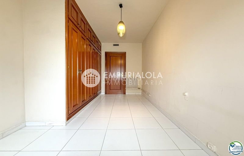 Foto 8258bbb5-63f0-4b9e-a37b-9d6aea74309c. Apartament a carrer esperanza a Centre Figueres