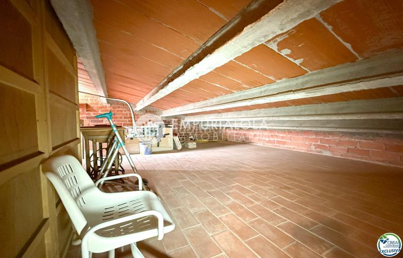 Foto ce0db6c8-c335-45b4-8d96-6208d44adce5. Apartament a carrer esperanza a Centre Figueres
