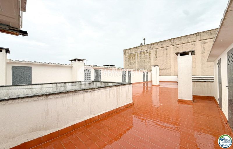 Foto d3ac1ef5-fbe9-4807-bf60-99d4508110ef. Apartament a carrer esperanza a Centre Figueres