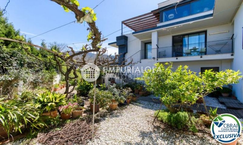 Foto ce4788c8-4e1f-4675-9316-e12240175aa1. Xalet a calle nuria a La Vila Llançà