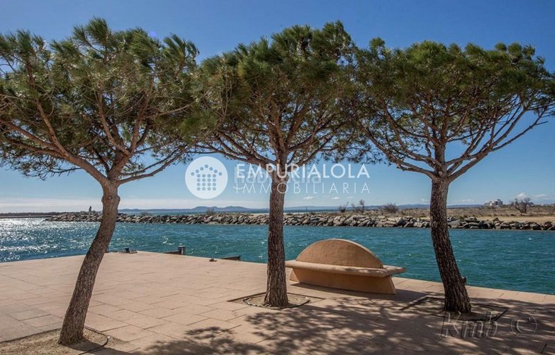Foto f3d12a99-31b8-4ac2-9de8-b866f3299e69. Apartament a avenida de la platja a Santa Margarida Roses
