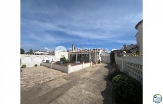 Xalet a Sector Peni