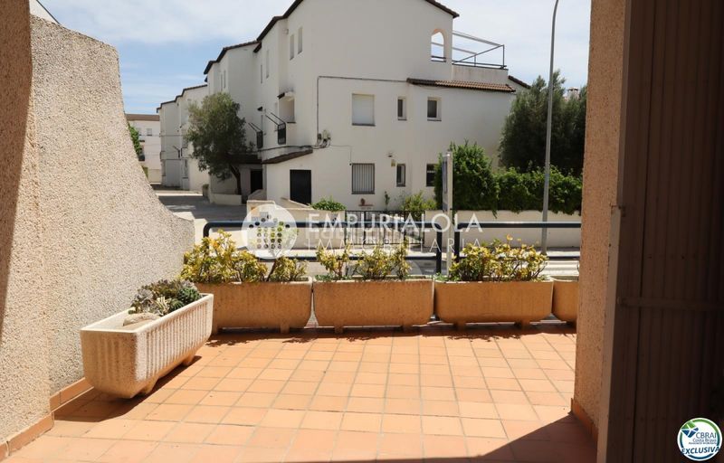 Foto eb5246a5-693c-46ec-92b8-b43e6a7f4289. Apartament a carrer mestral a El Port Llançà