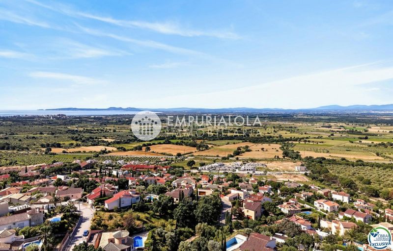 Foto 0db8fe37-fc5d-48d3-a4c9-d85b74dcf6ff. Xalet a calle belgica a Palau-saverdera