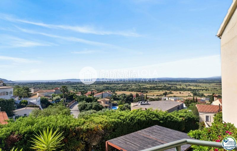 Foto 1ad83a11-1bd6-4219-8e94-e019b25ce05b. Xalet a calle belgica a Palau-saverdera
