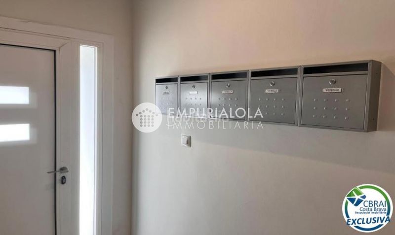 Foto 40d0f812-9015-49dd-a979-67413d83e74d. Apartament a calle nou a Centre Roses