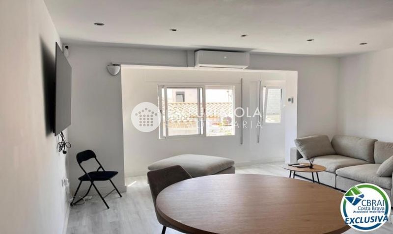 Foto 636ad209-d05f-47e1-915f-43e6bedbf098. Apartament a calle nou a Centre Roses